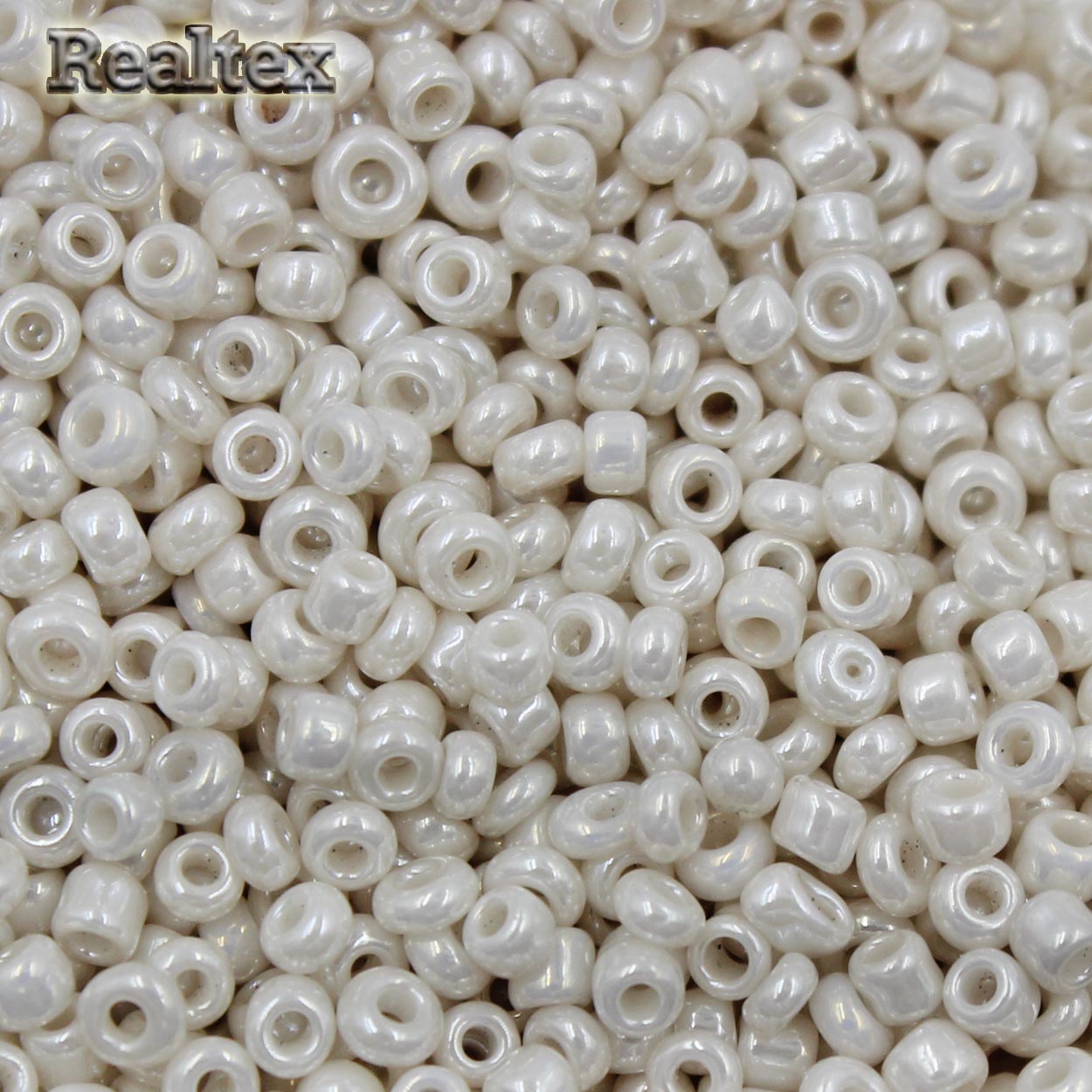 Бисер Realtex 12/0 (450гр) цв.961