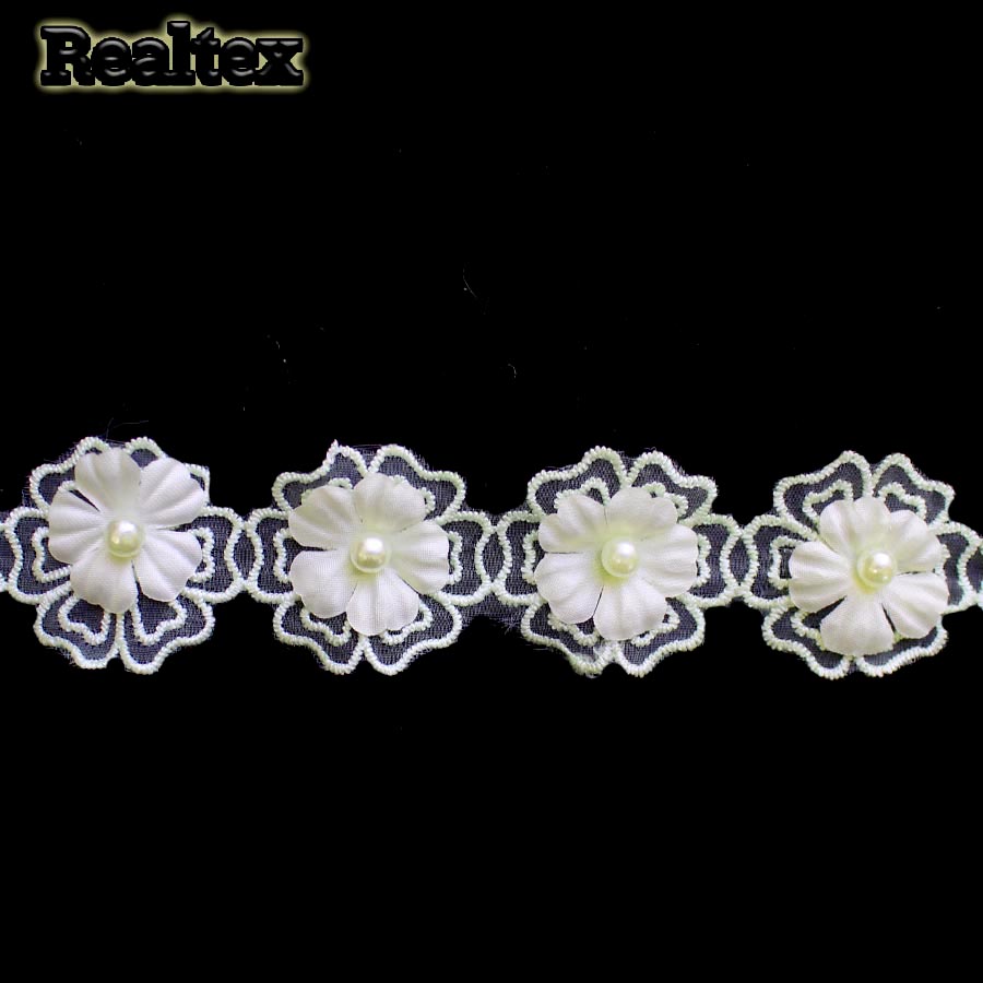 Кружево Realtex объемное 3D 30мм TJ-D082  Realtex цв.молочный