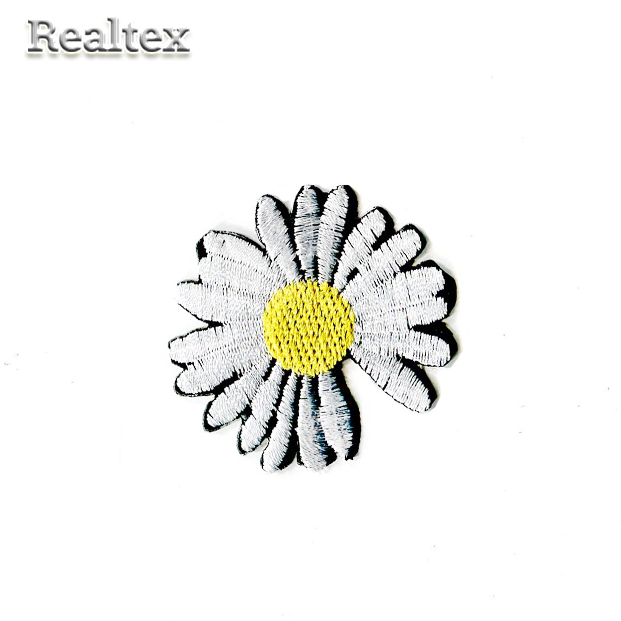  Термоаппликации Realtex 4511 "Ромашка" 47мм цв.белый