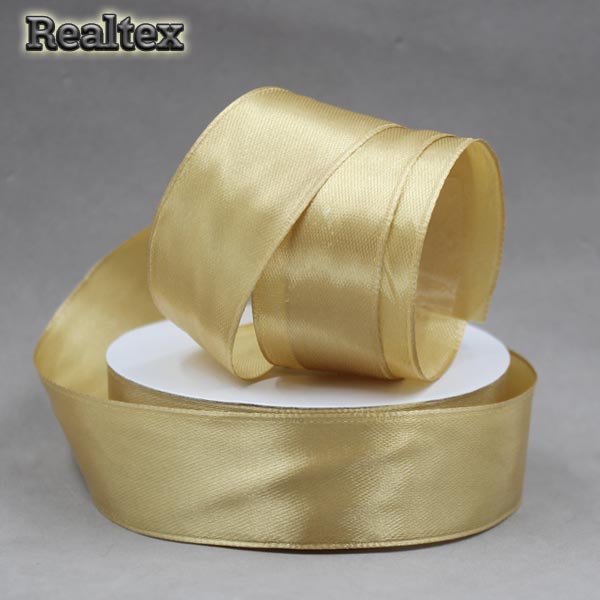 Лента атласная 25мм Realtex (32,9м) цв.186 песочный