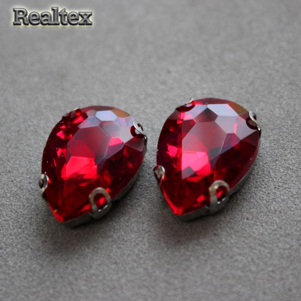 Стразы пришивные стекло в оправе Realtex "капля" 13*18мм цв.07 Red