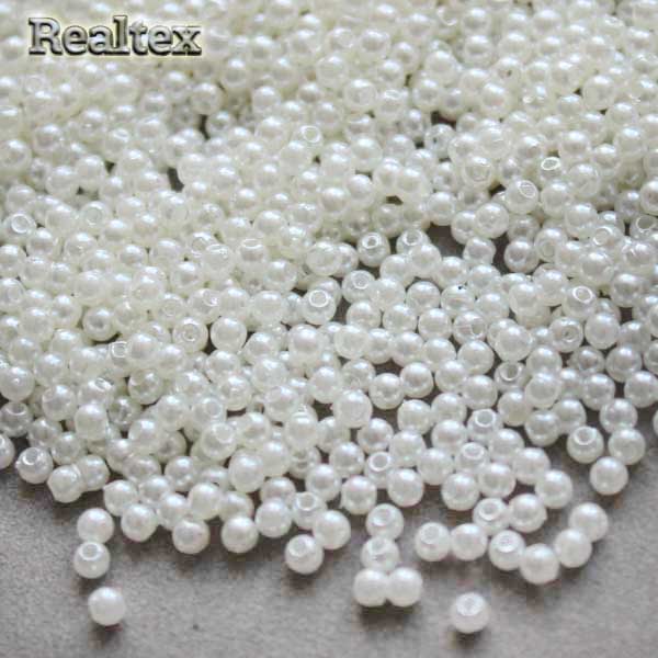 Бусины пластик Realtex  3мм под жемчуг(100гр) цв.001 молочный