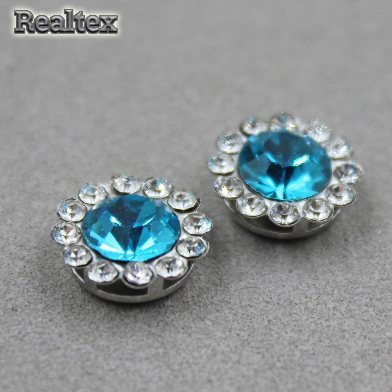 Стразы пришивные стекло в оправе Realtex "цветок" 12мм цв.04 Blue Zircon/Crystal