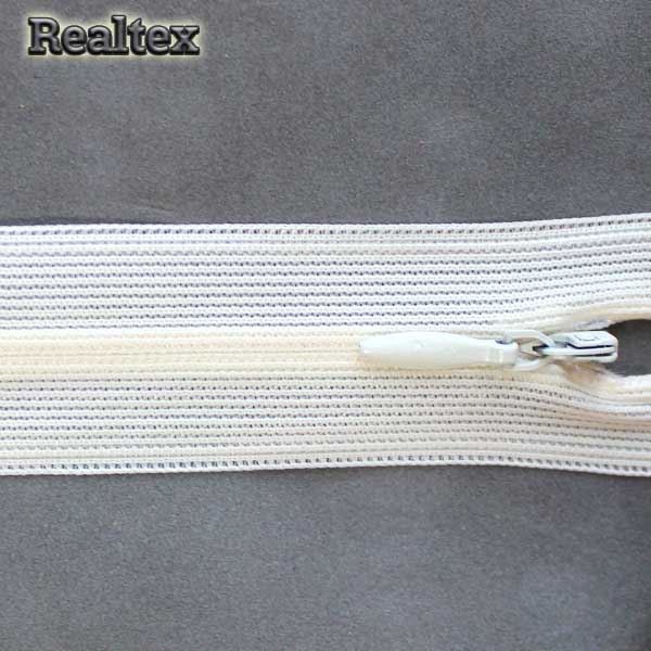  Молния потайная Т.3 20см цв.103  молочный