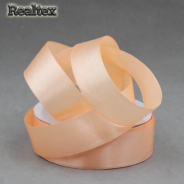 Лента атласная 25мм Realtex (32,9м) цв.184 персик