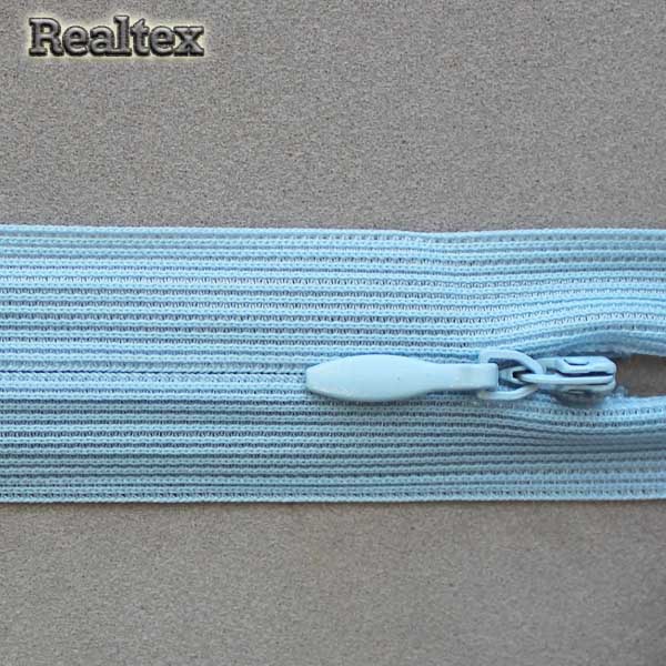  Молния потайная Т.3 50см цв.188 голубой