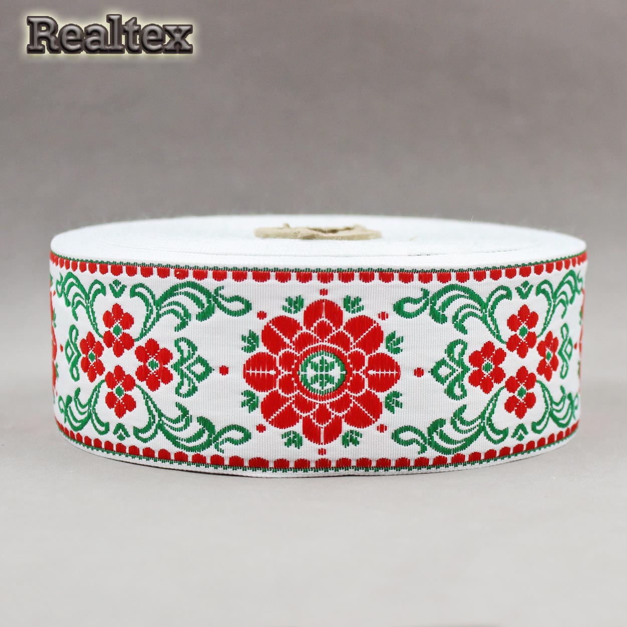 Тесьма жакардовая 50мм с3379г17 рис.9600 (25м) цв.белый/зеленый/красный