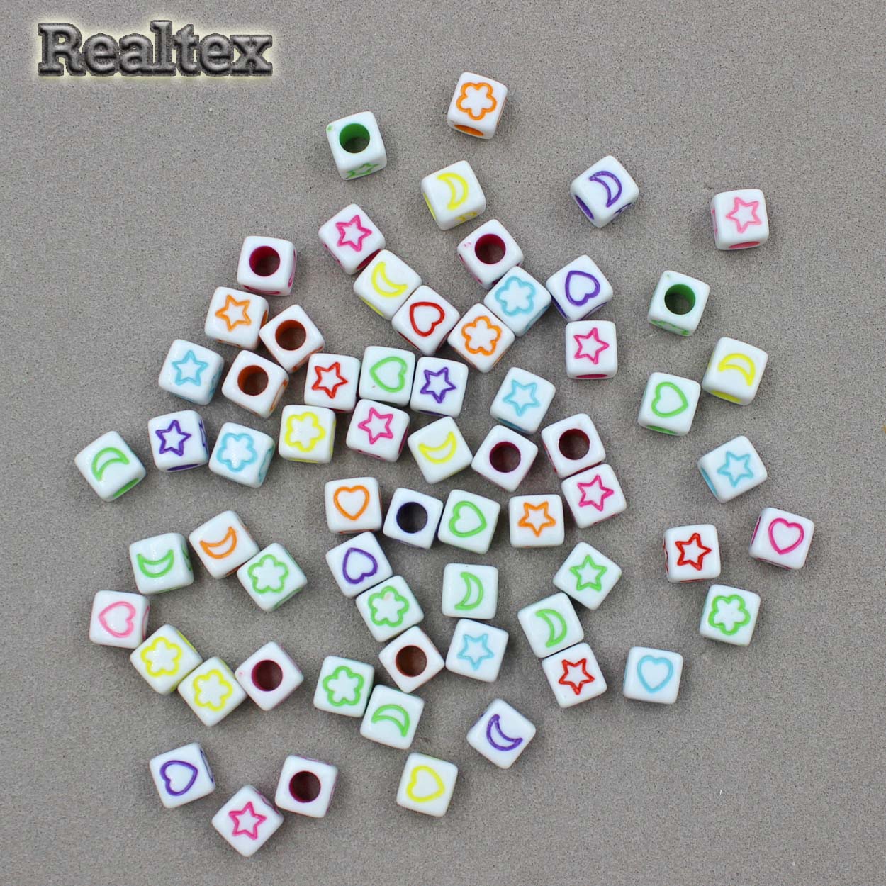Бусины пластик Реалтекс Кубик (500гр) цв.белый/mix