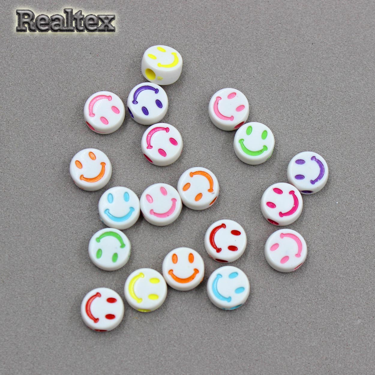 Бусины пластик Реалтекс Смайлик (100гр) цв.белый/mix
