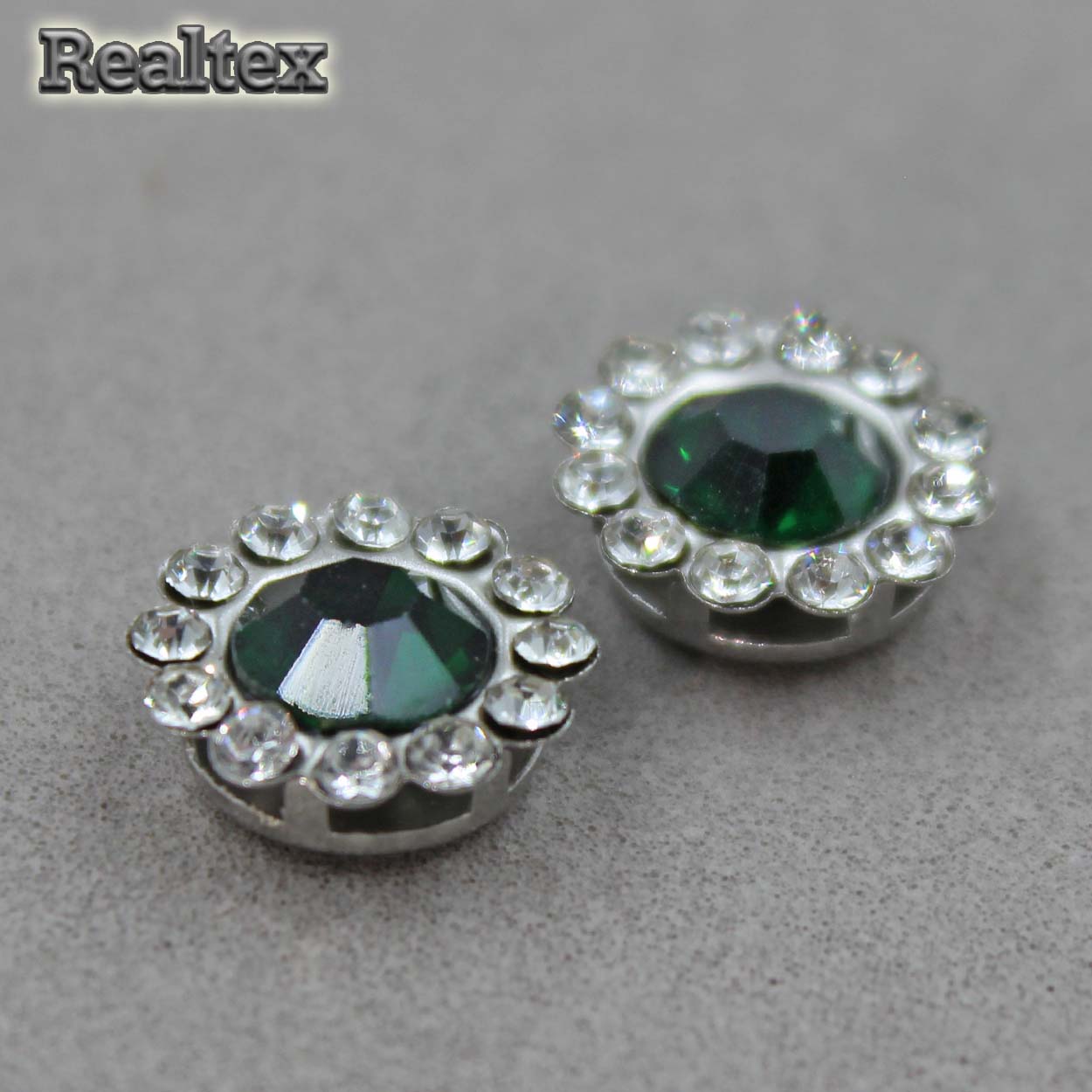 Стразы пришивные стекло в оправе Realtex "цветок" 12мм цв.05 Dark Green/Crystal