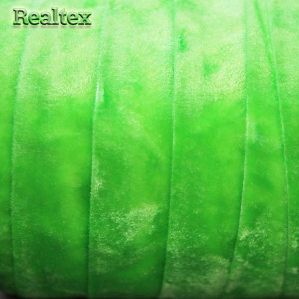 Лента бархатная УТ 20мм цв.8582 салатовый