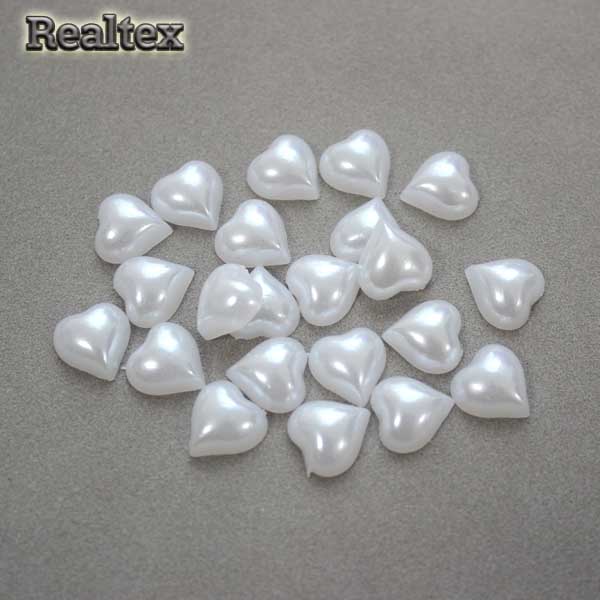 Полу-бусы Realtex фигурные 13*14мм "Сердце" цв.белый 
