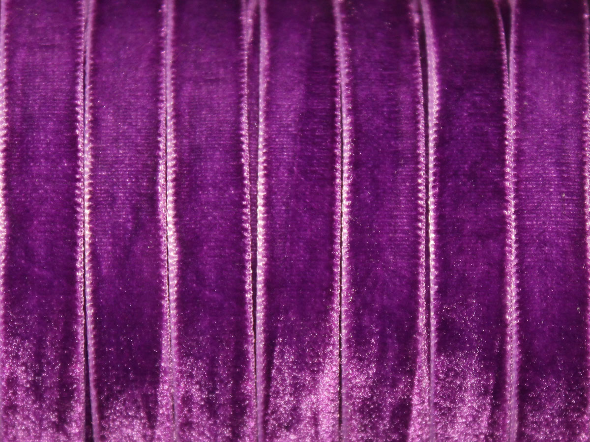 Лента бархатная УТ 10мм цв.8557 тёмно-фиолетовый