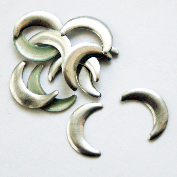 Клеевые металлические фигуры AC 1320