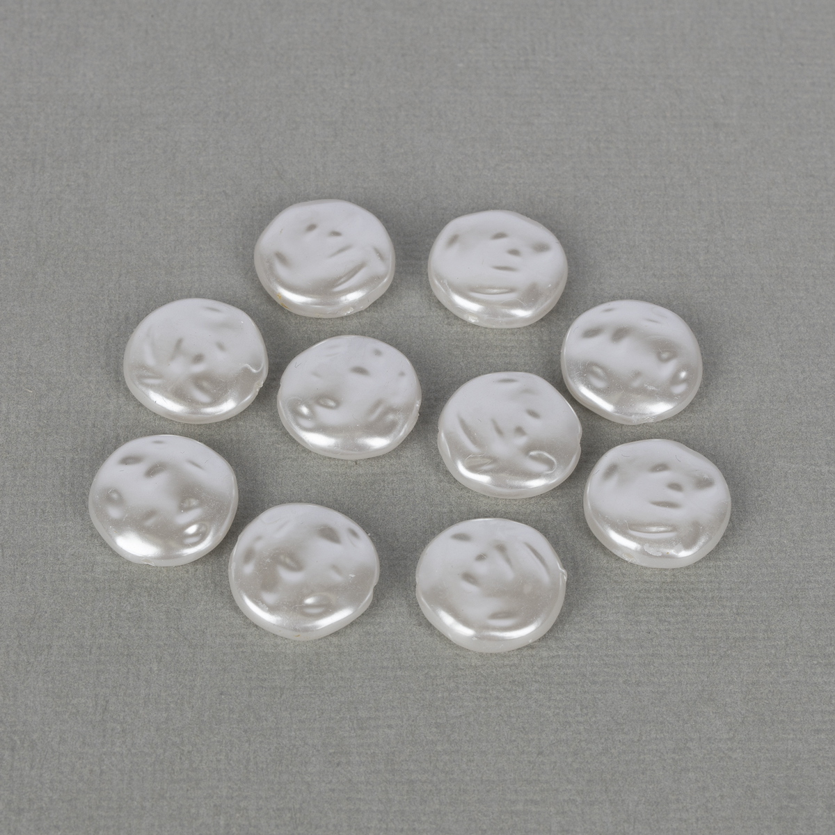 Бусины декоративные "Zlatka" WDB-09 круглая плоская под жемчуг 16мм (10шт) цв.01 