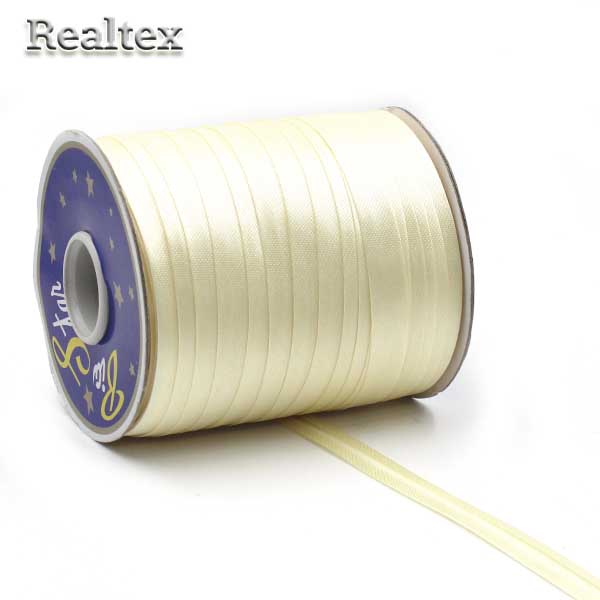 Косая бейка атласная 15мм (132м) цв.6003/6344 молочный 