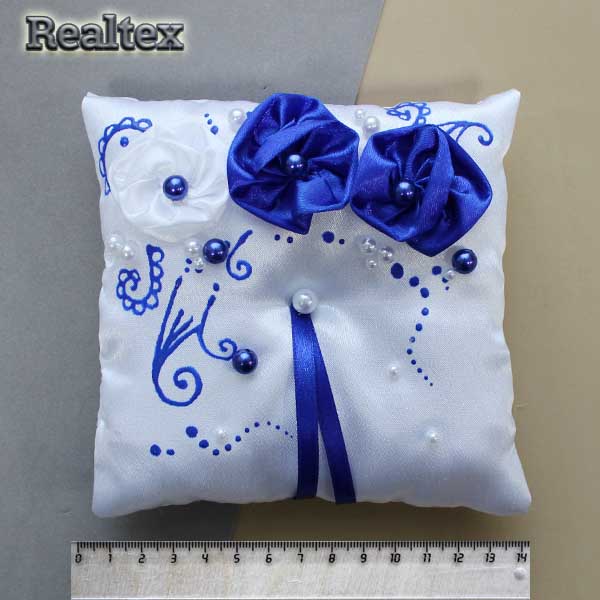 Подушечка для колец №192 цв.3086/белый 