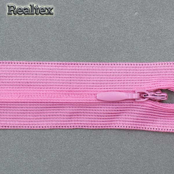  Молния потайная Т.3 50см цв.141/335Б розовый