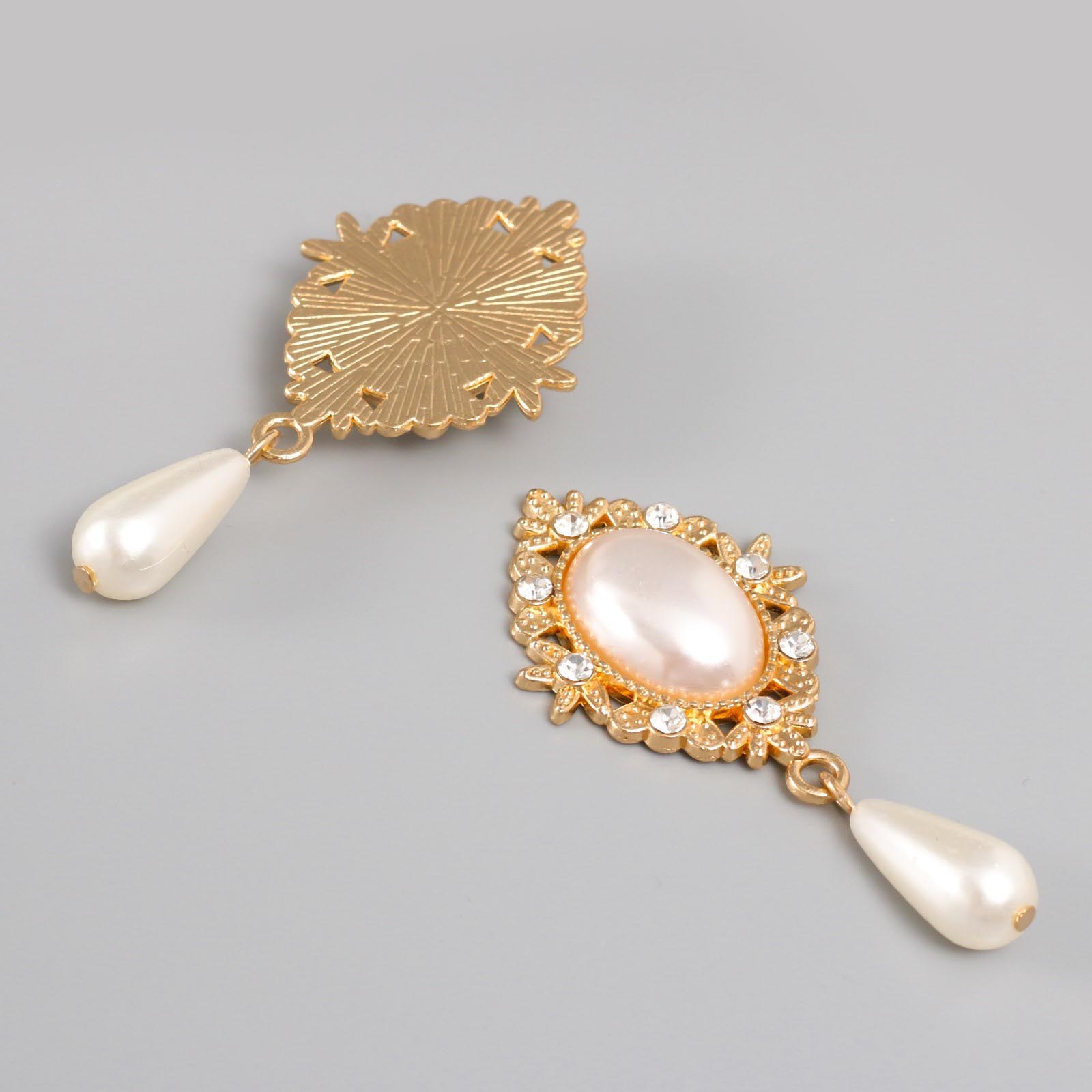 Декор для творчества металл 10225563 "Жемчужина в цветах с подвеской" цв.золото