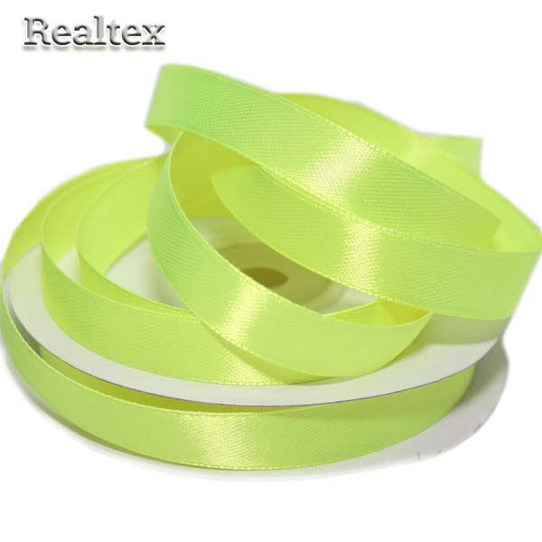 Лента атласная 12мм Realtex (32,9м) цв.058 салатовый неон