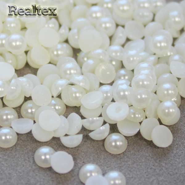 Полу-бусы Realtex  6мм (500гр) цв.01 молочный 