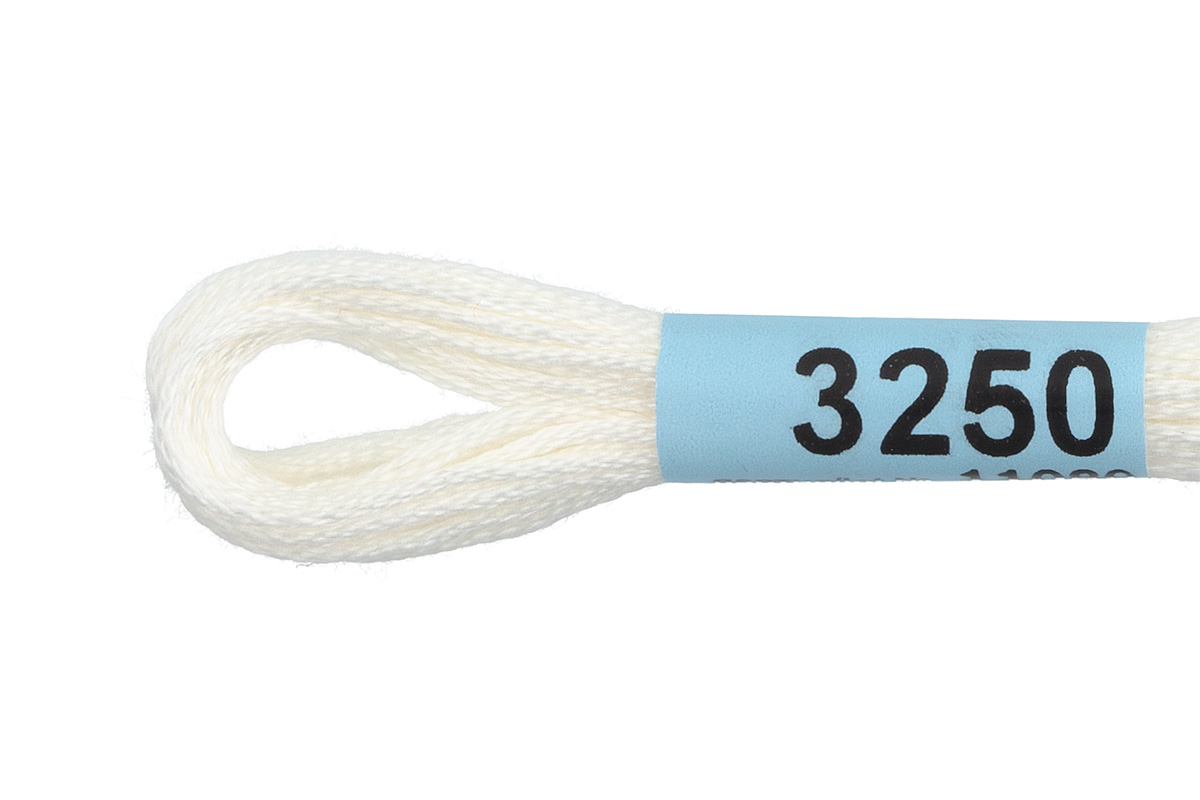 Мулине "Гамма" цв.3250 молочный