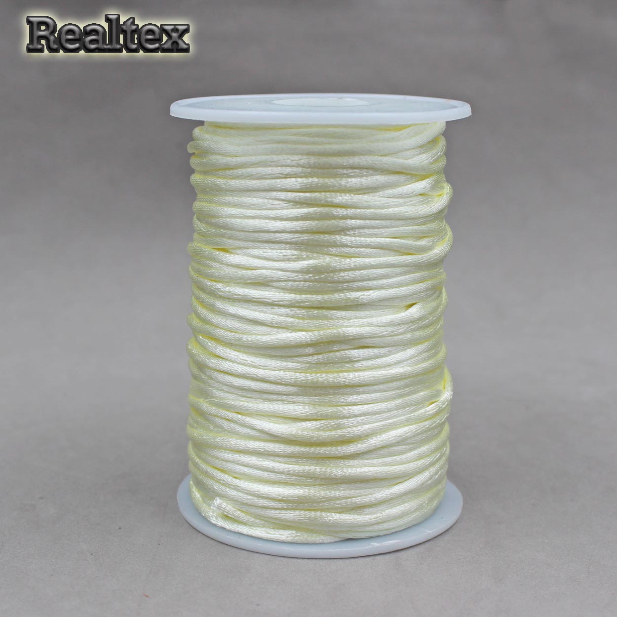 Шнур круглый атласный  Реалтекс 2мм (91.5м) цв.040 бледно-желтый