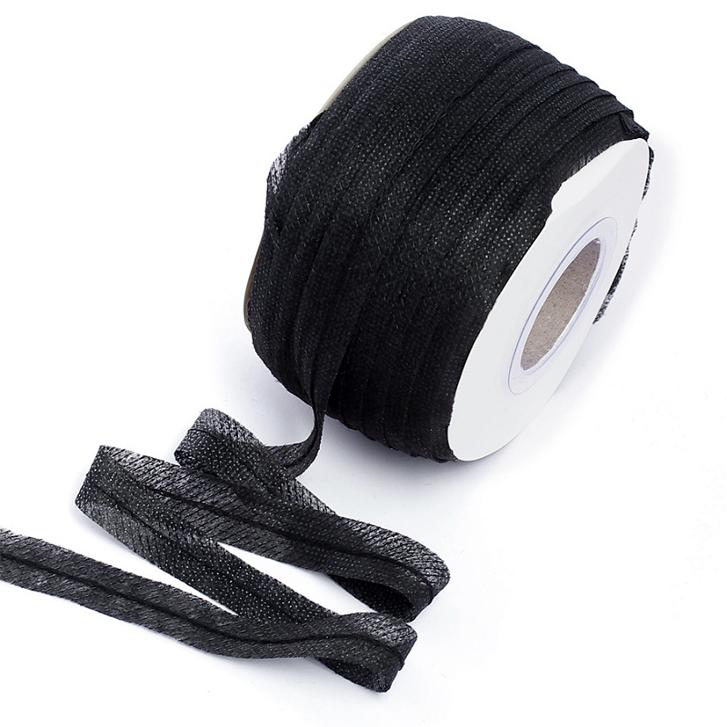 Лента нитепрошивная клеевая по косой с нитью 5715B 15мм цв.чёрный 