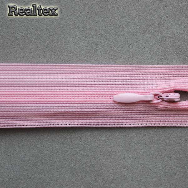 Молния потайная G-013P 50см цв.133 св.розовый