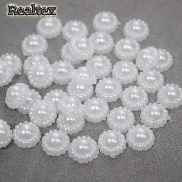 Полу-бусы фигурные  Цветок 9мм (20гр) цв.043 белый