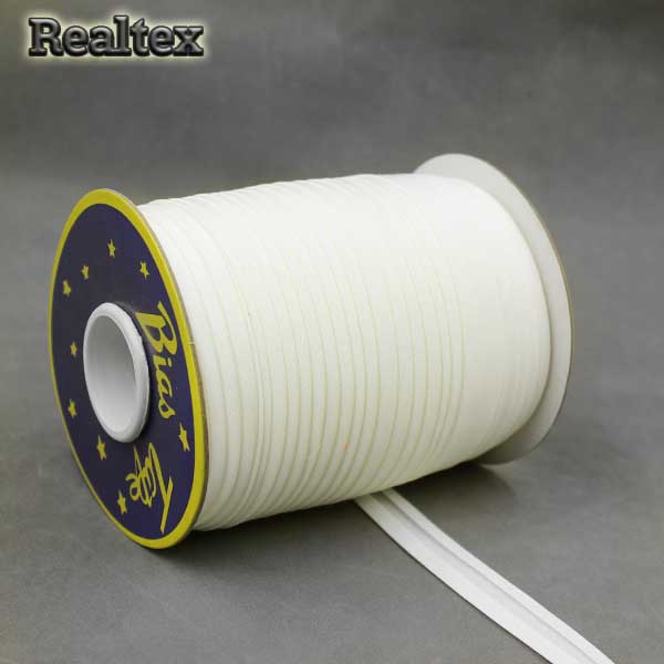 Косая бейка сатин 15мм (91м) цв.молочный