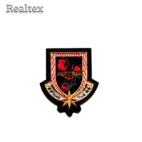  Термоаппликации Realtex S-3855 "Шеврон с розой" 