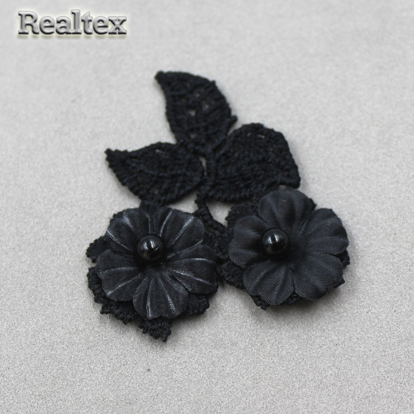 Пришивной элемент TJ-D182 Цветочки 3D цв.черный