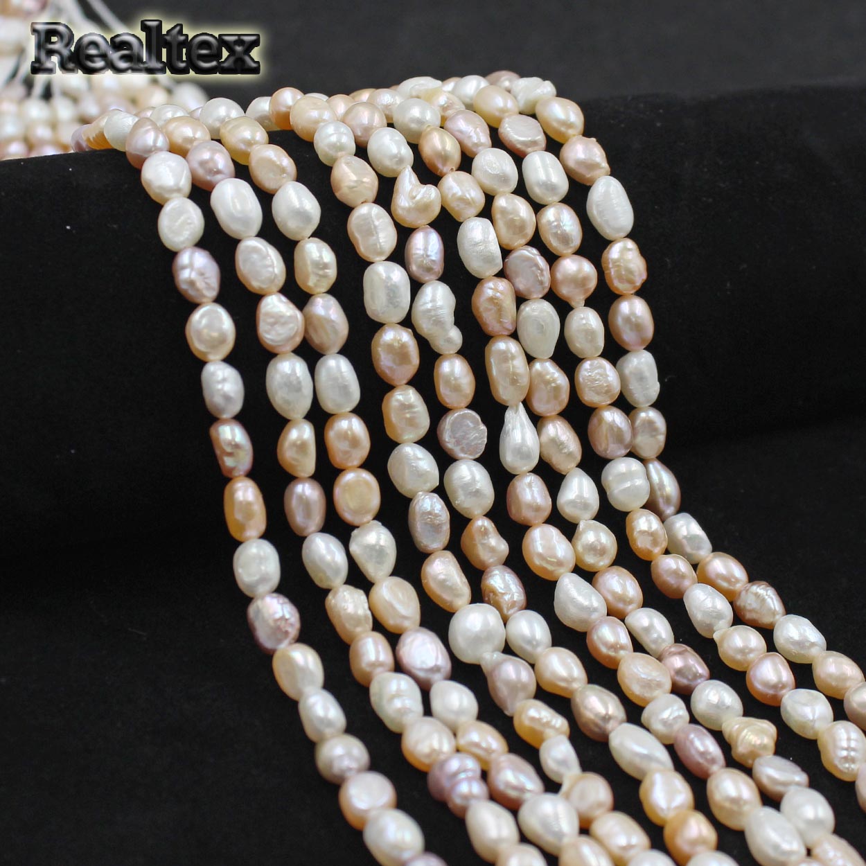 Бусины Реалтекс из Жемчуга Речного натурального барочного d=7-8мм дл.35см (41шт) цв.бежево-молочный