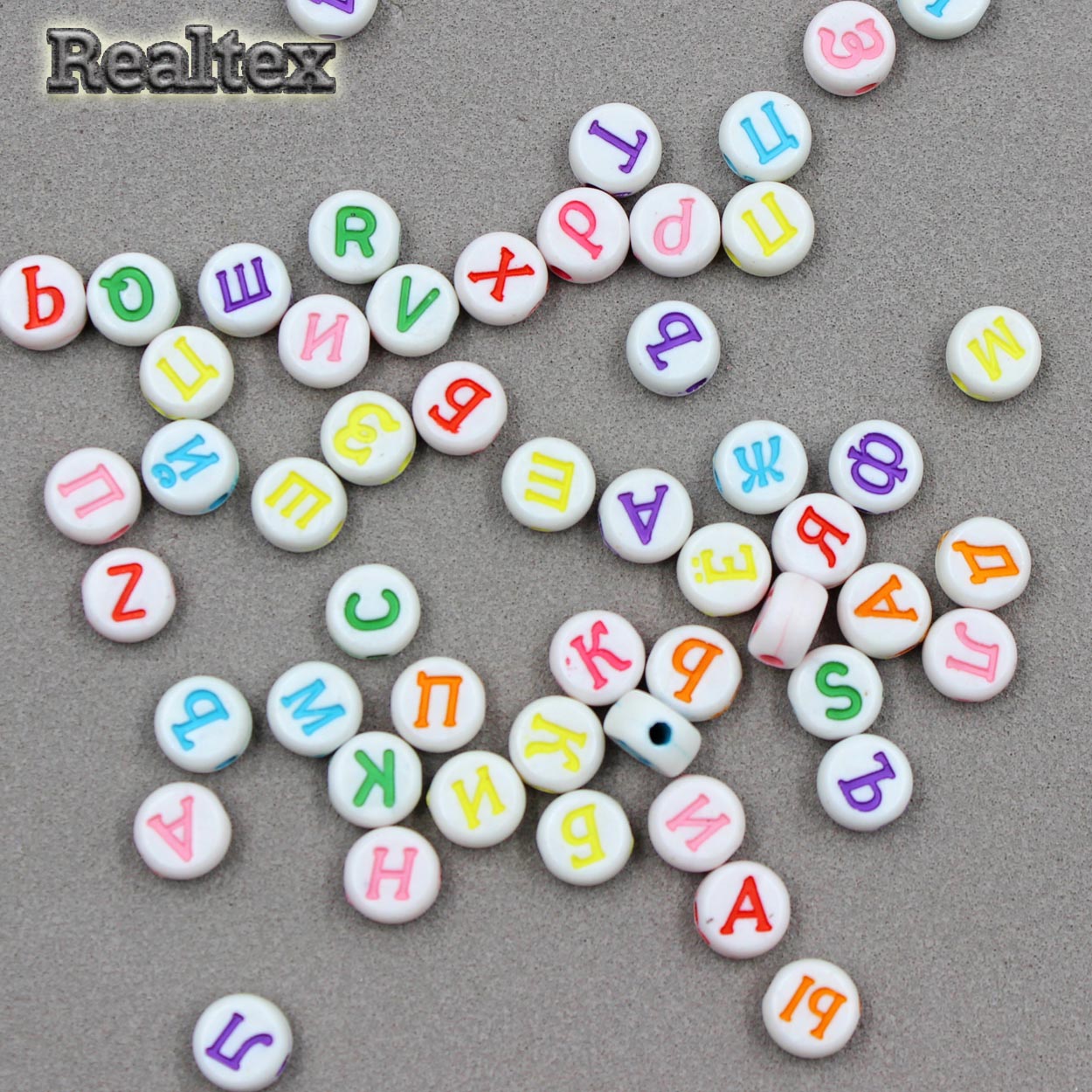 Бусины пластик Realtex Русский алфавит 4-7мм (100гр) цв.белый/mix