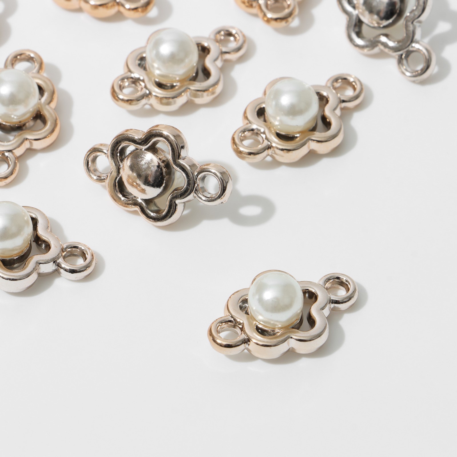 Коннектор для бижутерии 9908515 "Жемчуг" цветок (10шт) цв.белый в золоте