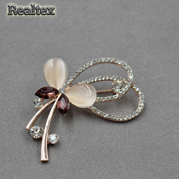 Брошь ювелирная Реалтекс R-092 "Бабочка на веточке" цв.золото 