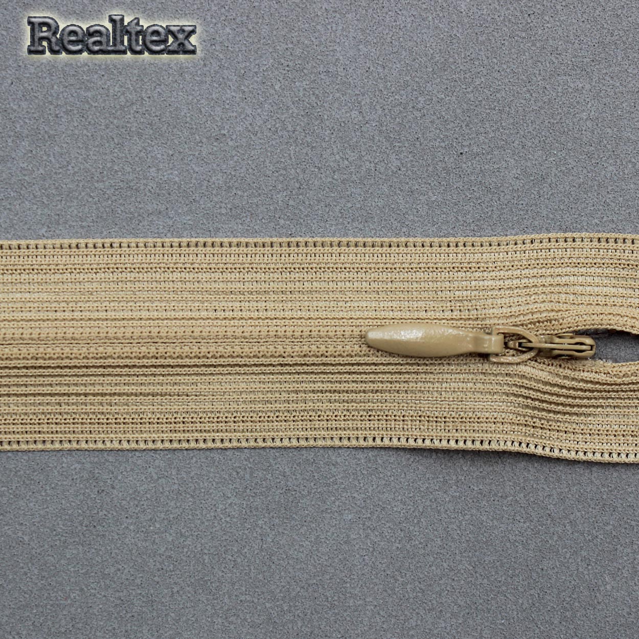  Молния потайная Т.3 20см цв.189S песочный