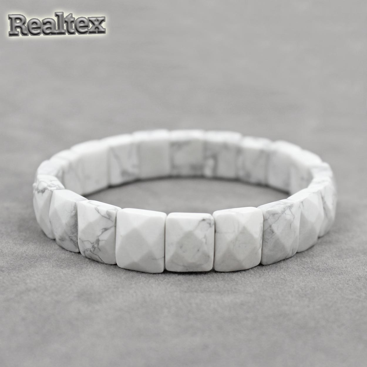 Браслет Realtex из натурального камня Прямоугольник граненый цв.белый