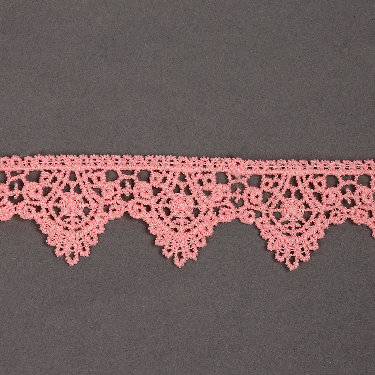 Кружево гипюр  26мм TBY 0798 (27м) цв.F152 коралловый