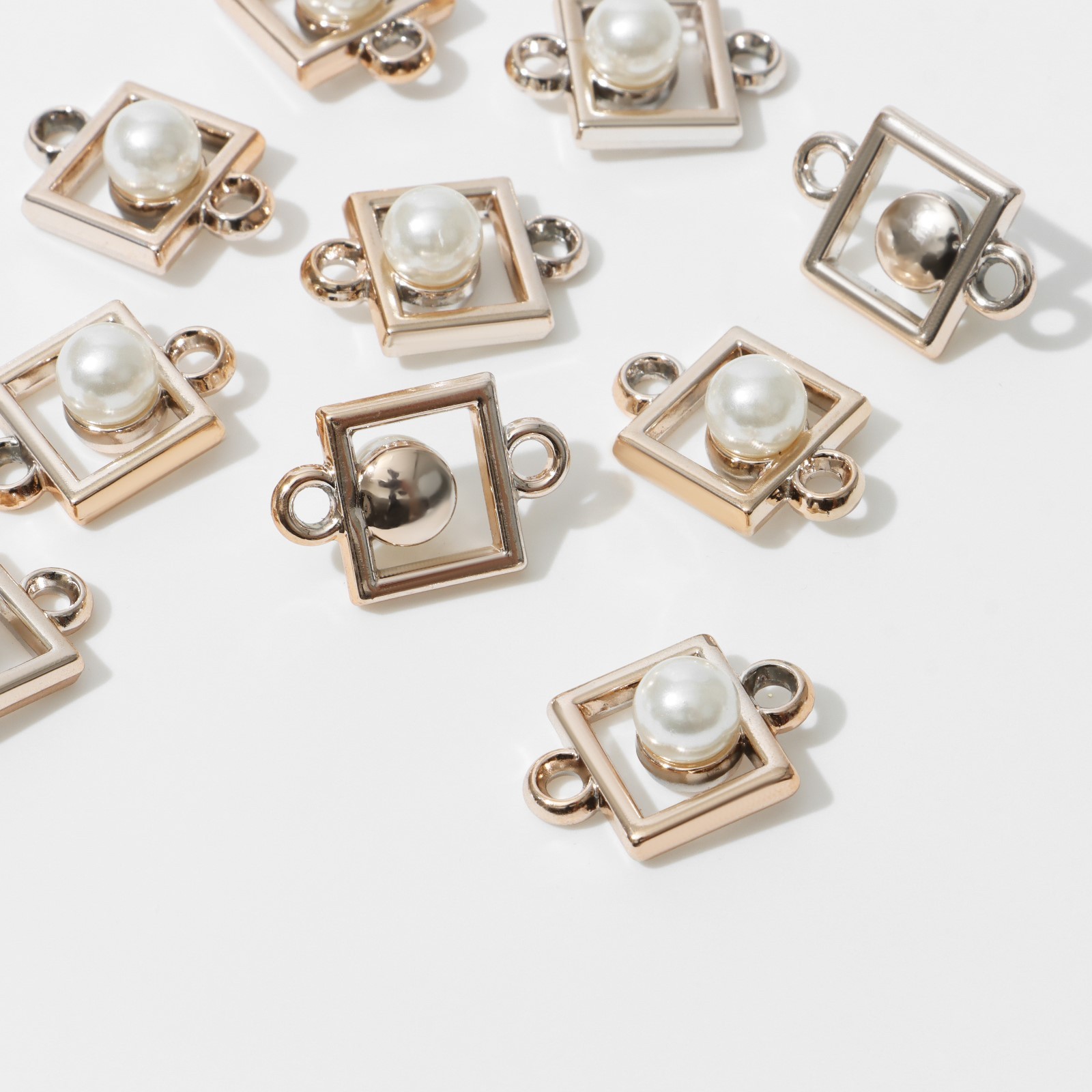 Коннектор для бижутерии 9908513 "Жемчуг" квадрат (10шт) цв.белый в золоте