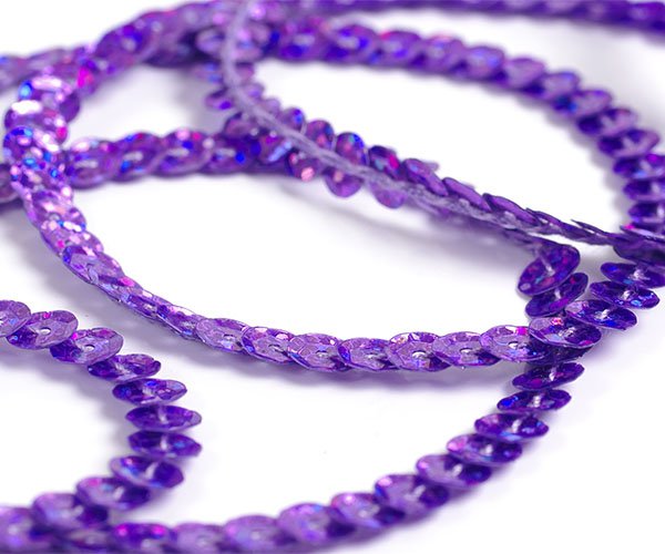 Пайетки на нитях плоские TBY-FLKU06-LB 6мм цв.50126 пурпурный