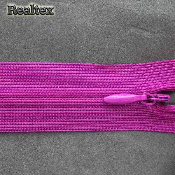  Молния потайная Т.3 20см цв.143 фиолетовый