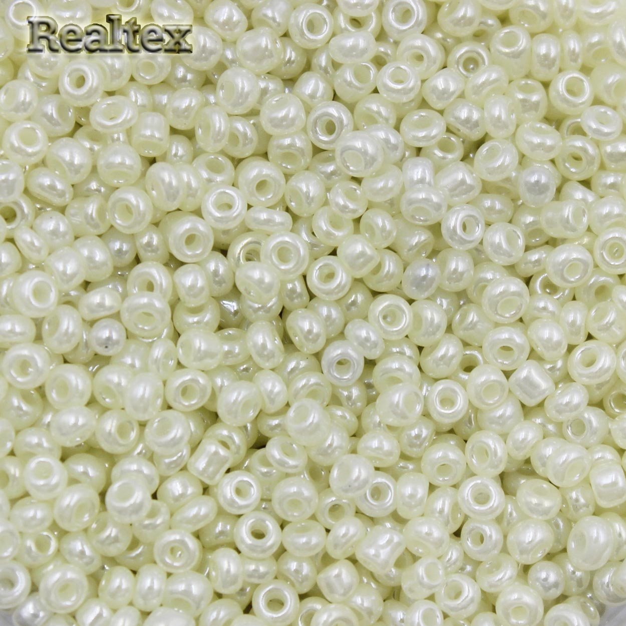 Бисер Реалтекс 12/0 (450гр) цв.152