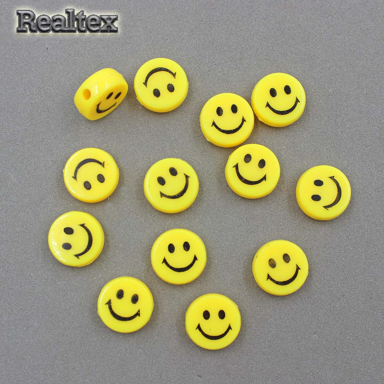 Бусины пластик Реалтекс Смайлик Таблетка (большой) (100гр) цв.желтый