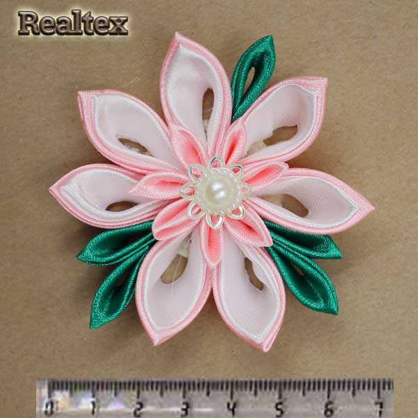 Украшение ручной работы №149 цв.3054/белый