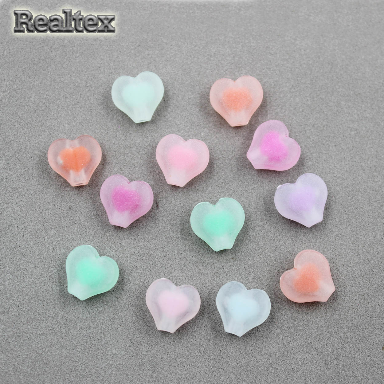 Бусины пластик Realtex Сердечко матовые прзрачные с цветной сердцевиной (100гр) цв.mix