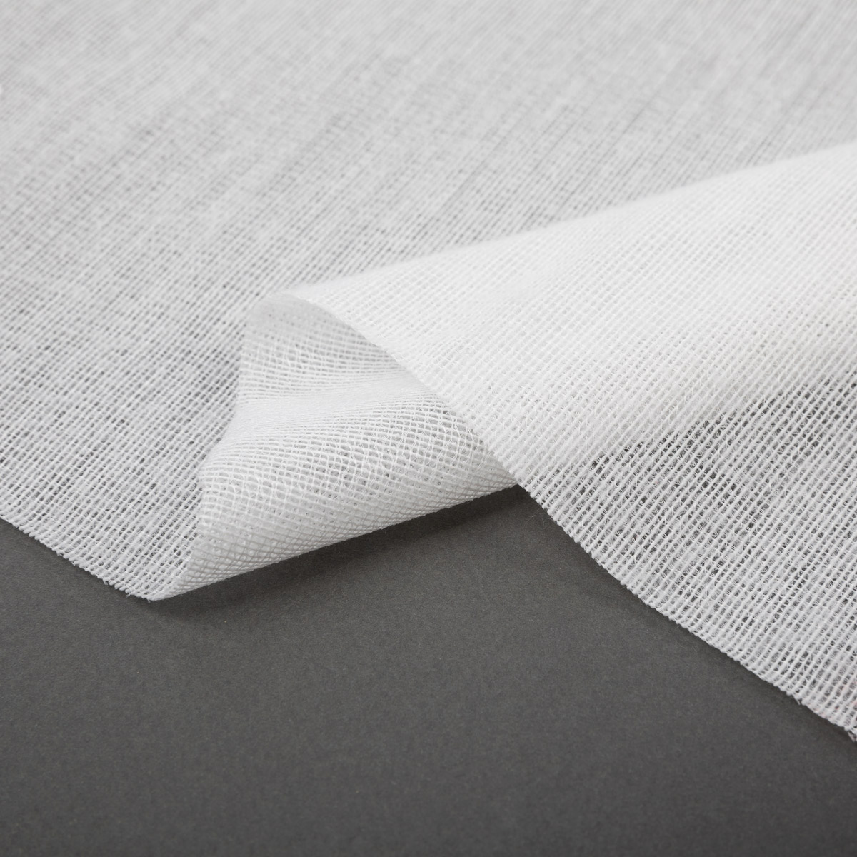 Дублерин трикотажный точечный G-23tt (50м) шир.150см 92г/м цв.белый 