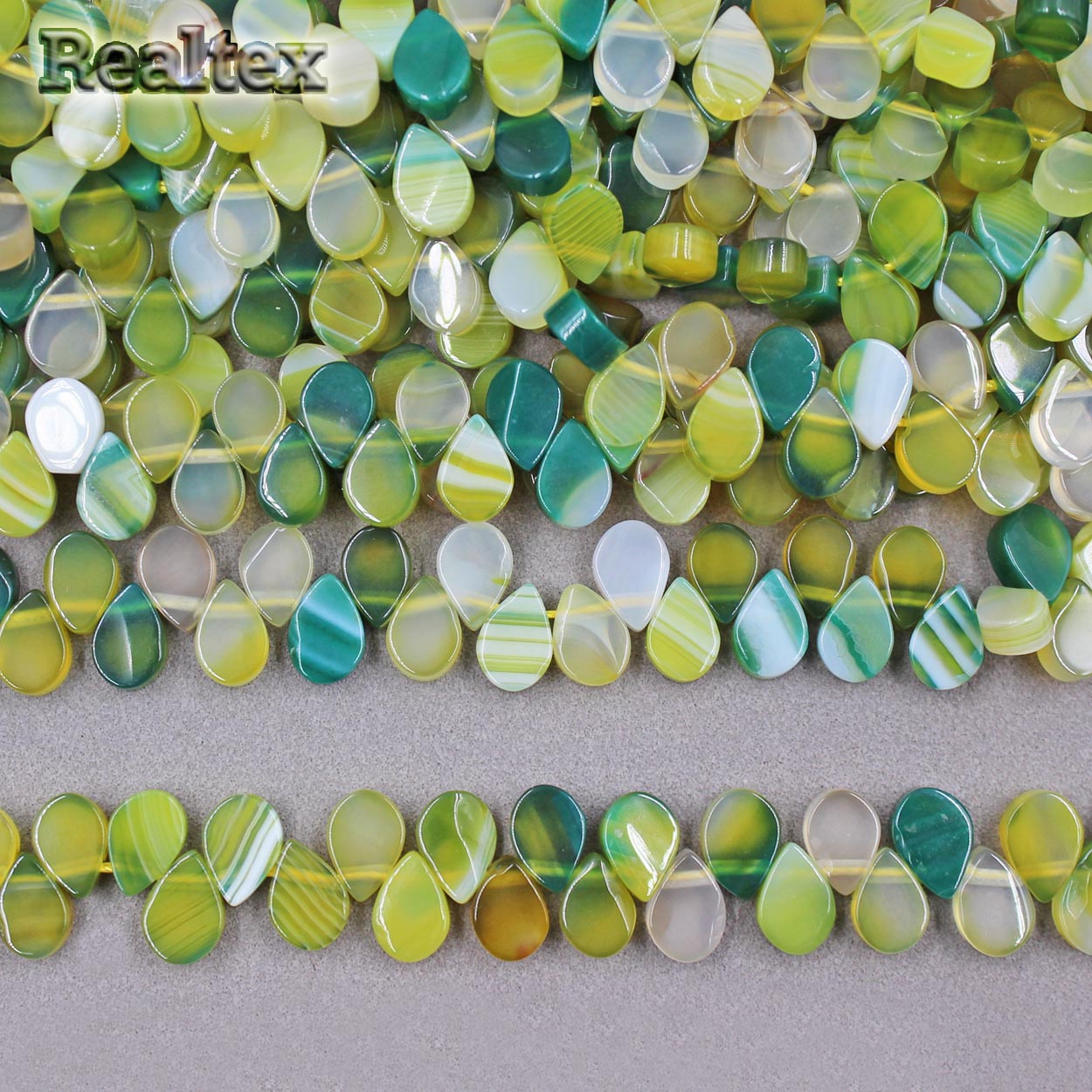 Бусины Realtex из натурального камня Агат капля 3*5*8мм дл.39см (105шт) цв.зеленый mix