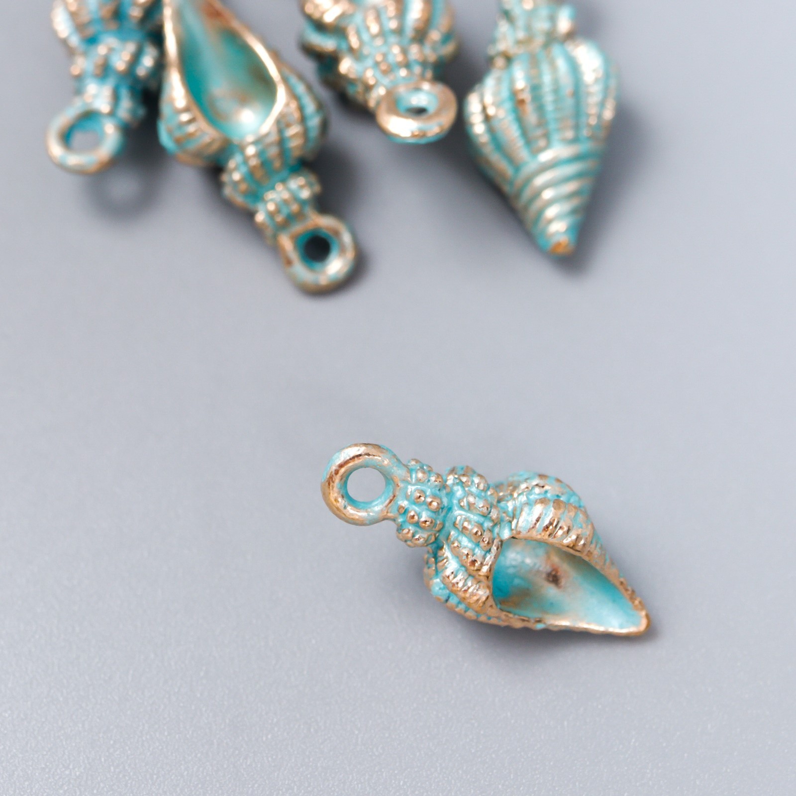 Подвеска металл 7356077 "Морская раковина" эмаль (3шт) цв.голубой